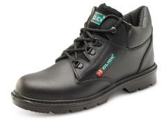Click Mid Cut Boots