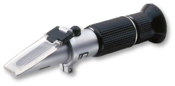 Refractometer